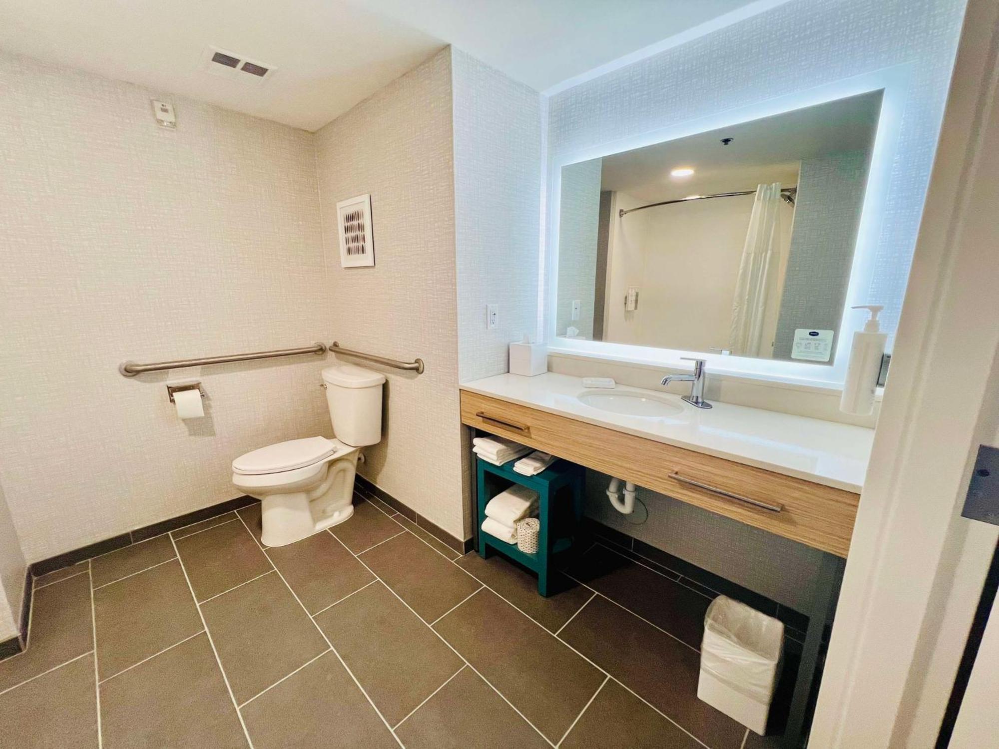 Hampton Inn Stony Creek Luaran gambar